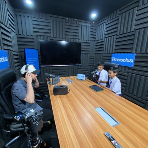 Mengintip Kreativitas Di Balik Layar, Kunjungan Inspiratif Ke Poscast